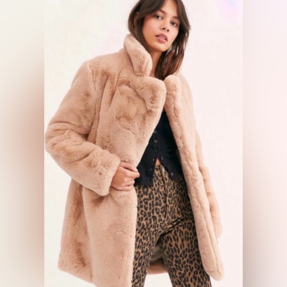 Free people faux fur jacket - Picture 4 of 13